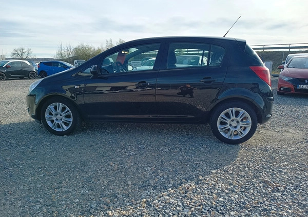 Opel Corsa cena 10900 przebieg: 204000, rok produkcji 2008 z Bochnia małe 137